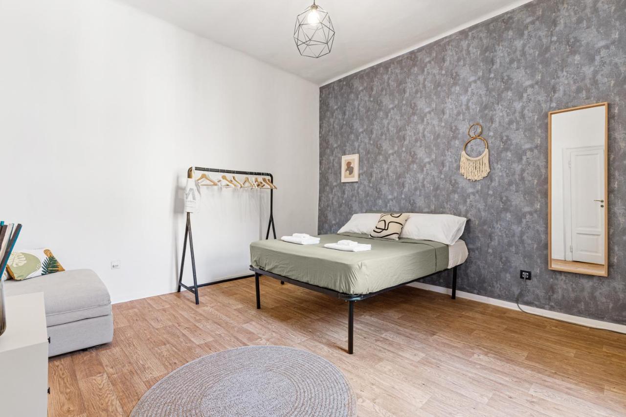 ミラノNavigli Charming Flatアパートメント エクステリア 写真